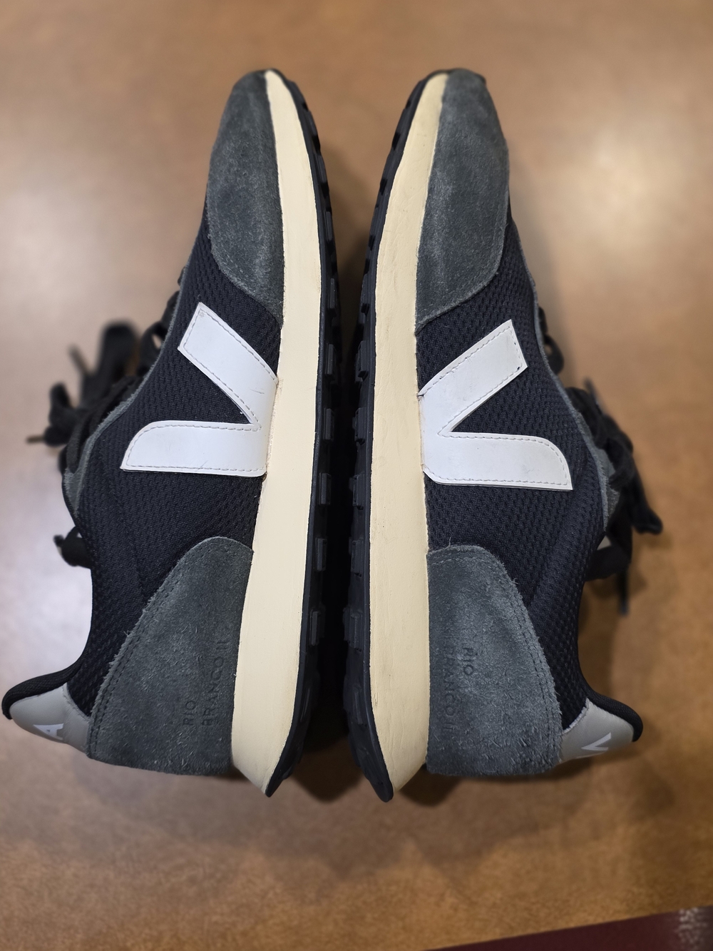 Veja Men Black & Gray Rio Branco Sneakers